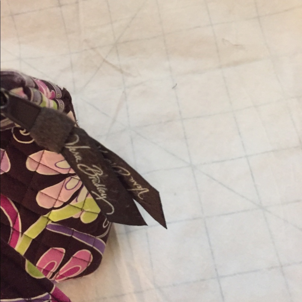 Vera Bradley Bag with matching eyeglass case - Picture 2 of 4